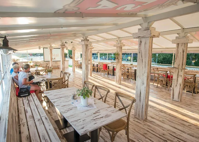 Botel Pressburg 3* Bratislava