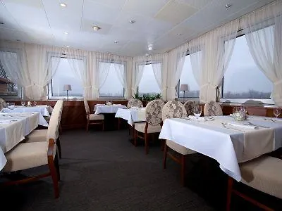 Hotel Botel Pressburg Bratislava