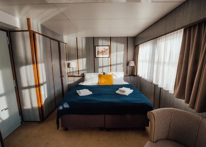 Botel Pressburg Hotel