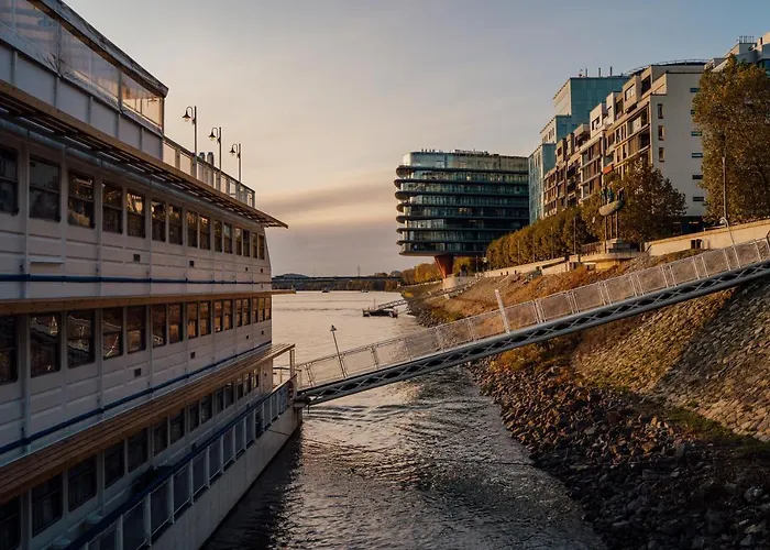 Hotel Botel Pressburg