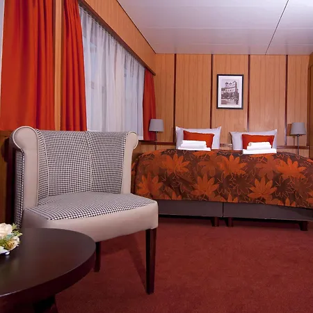 Botel Pressburg Братислава